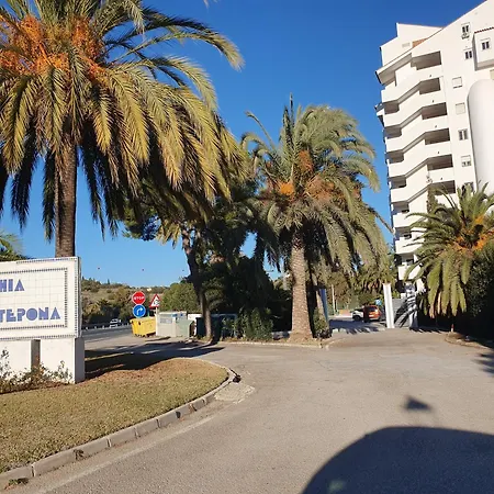Bahia De *